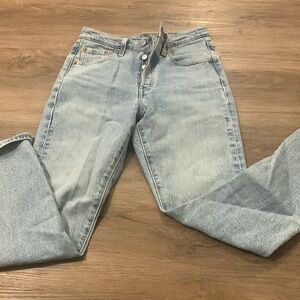 Levi’s button fly 501 skinny